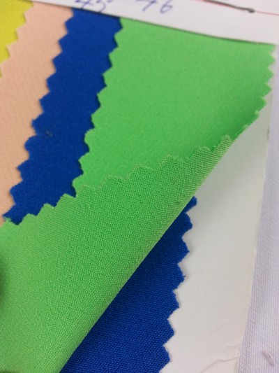 HK-XGFG 滌綸彈力梳織平紋加厚運動布 SA028 細節-2